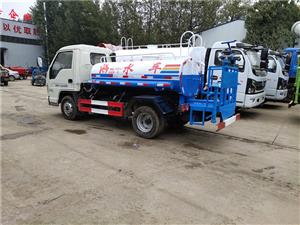 荊門霧炮灑水車一站式采購(gòu)指南 銷售地址、報(bào)價(jià)、圖片廠家與物流全解析